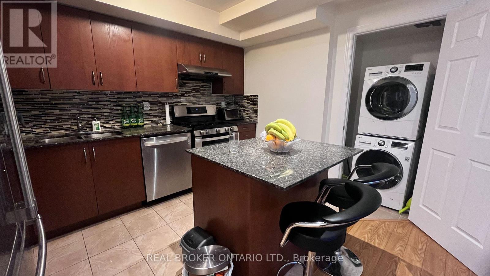 29 - 13 Eaton Park Lane, Toronto (l'amoreaux), Ontario