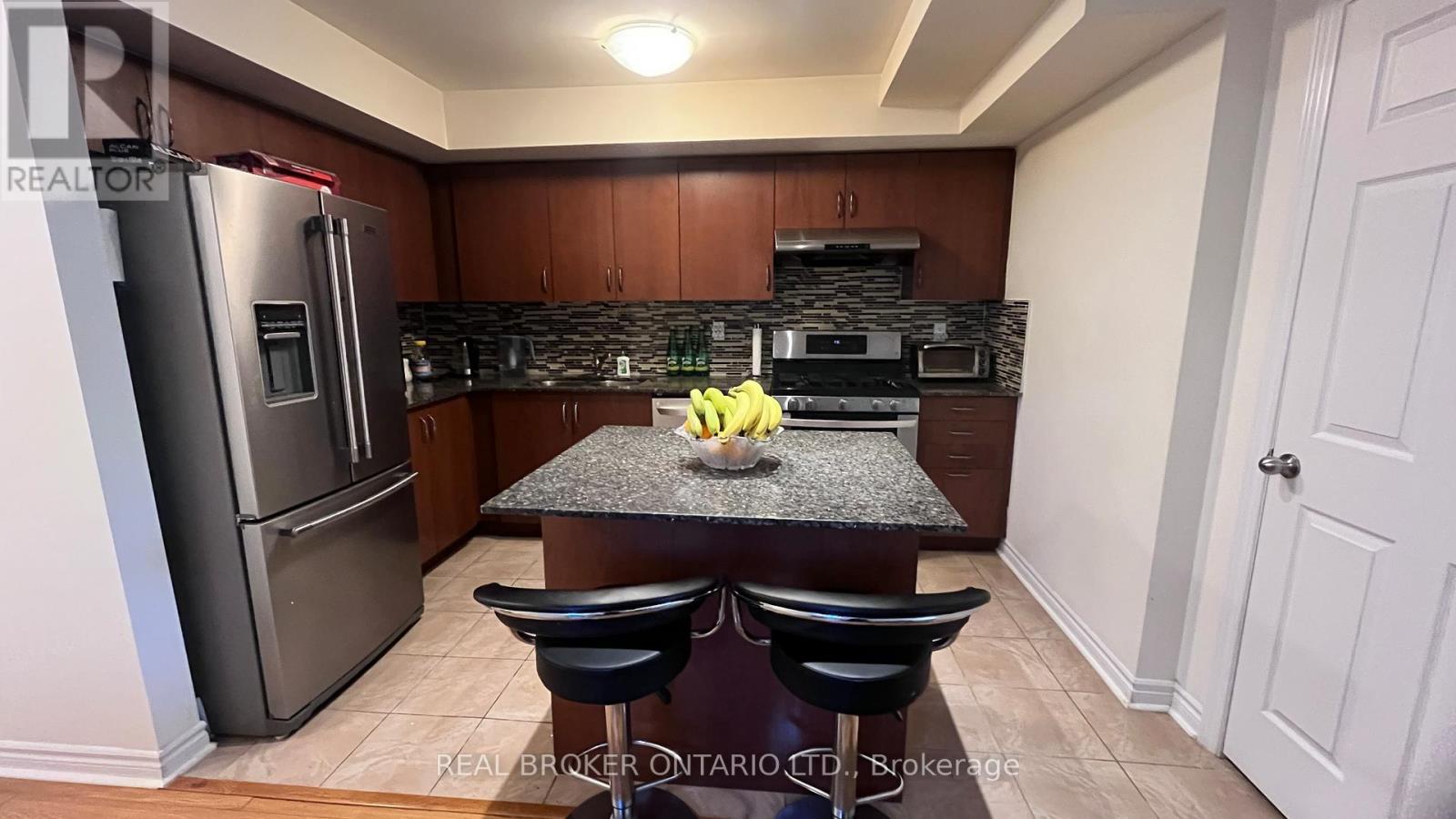 29 - 13 Eaton Park Lane, Toronto (l'amoreaux), Ontario