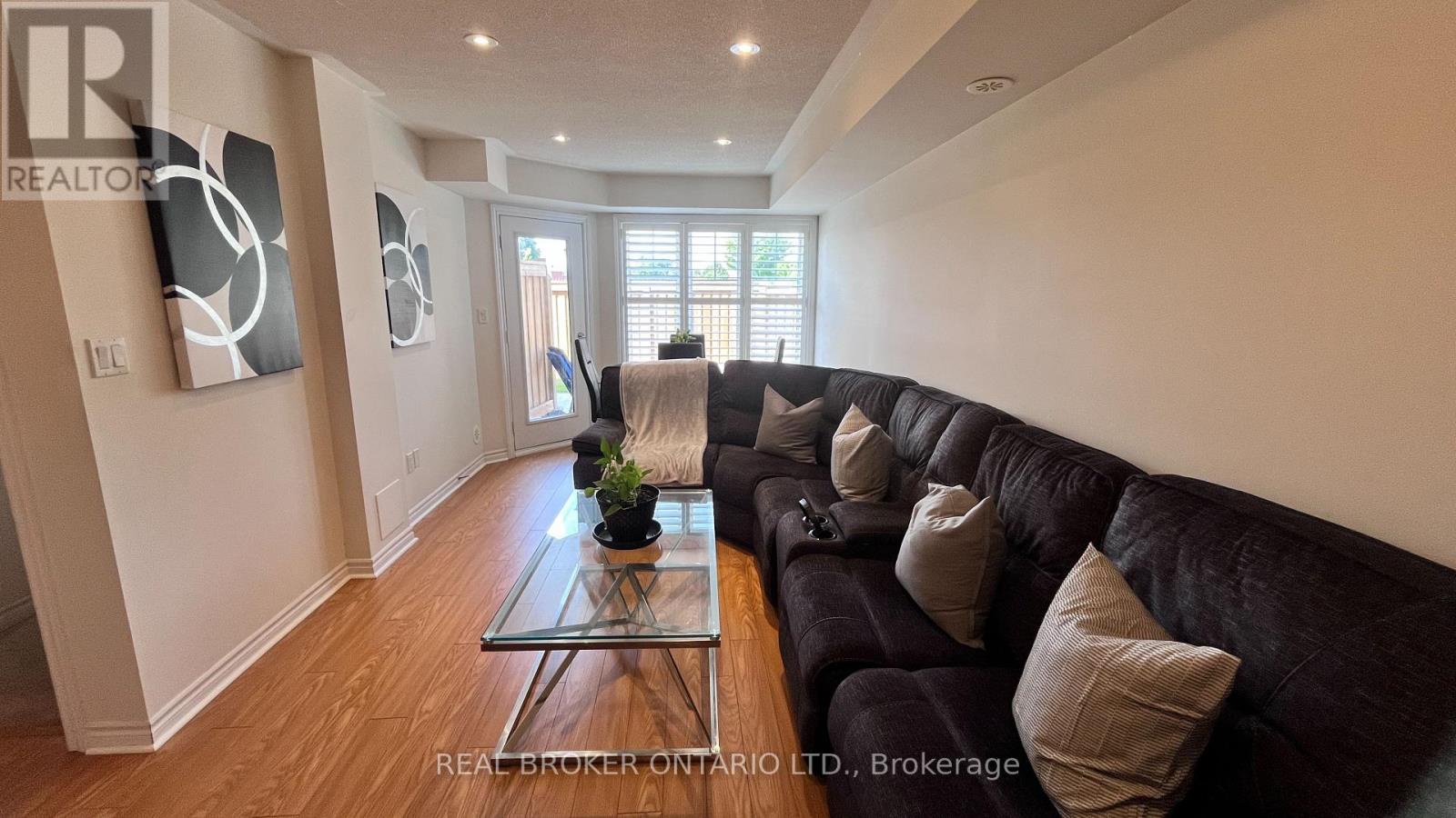 29 - 13 Eaton Park Lane, Toronto (l'amoreaux), Ontario