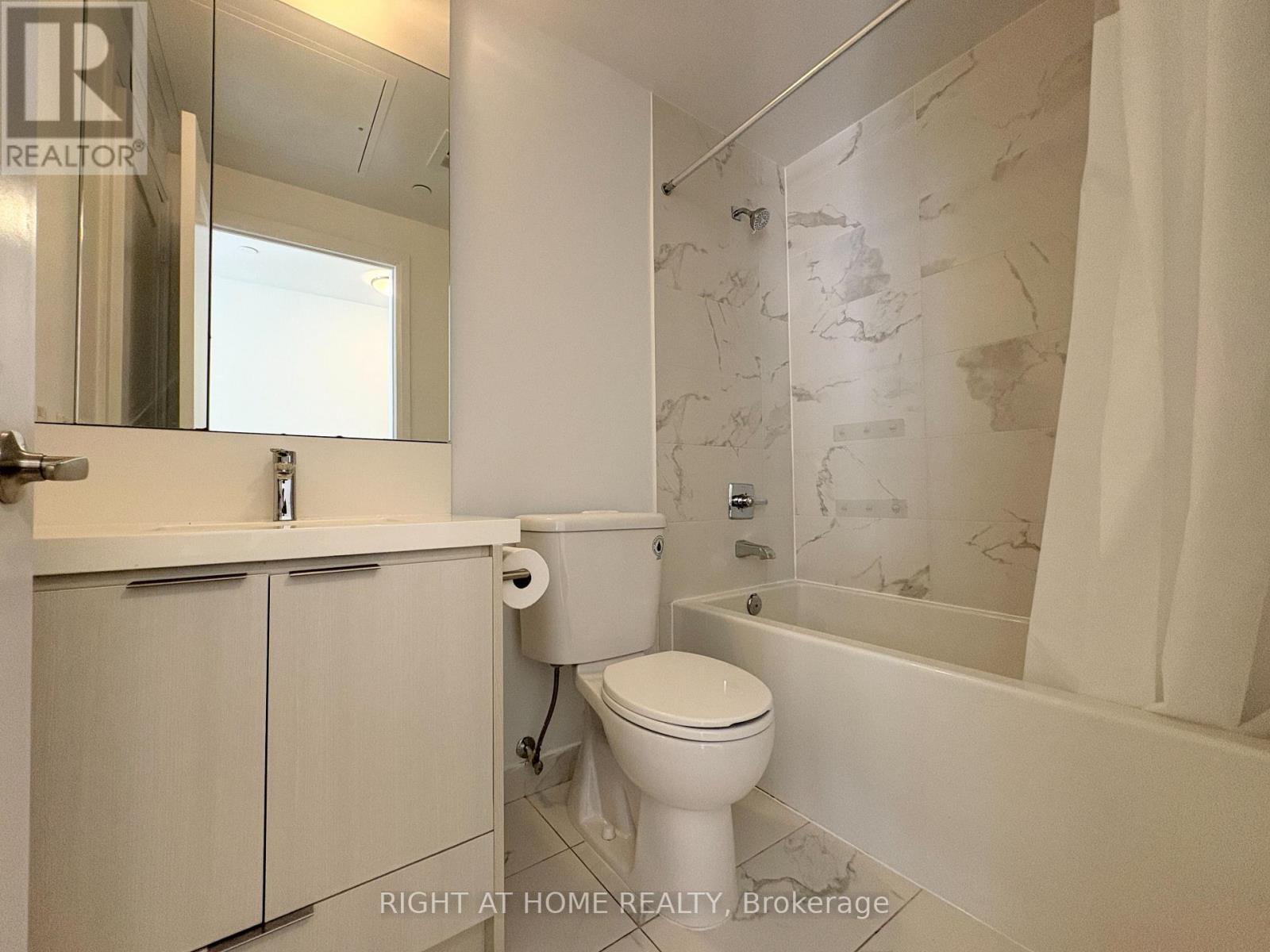 308 - 101 Erskine Avenue, Toronto (mount Pleasant West), Ontario