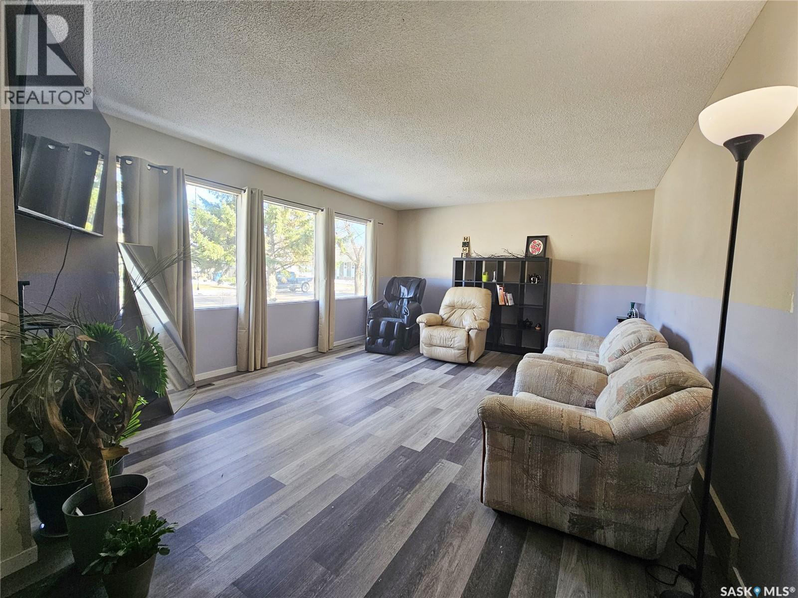 1641 103rd Street, North Battleford, Saskatchewan