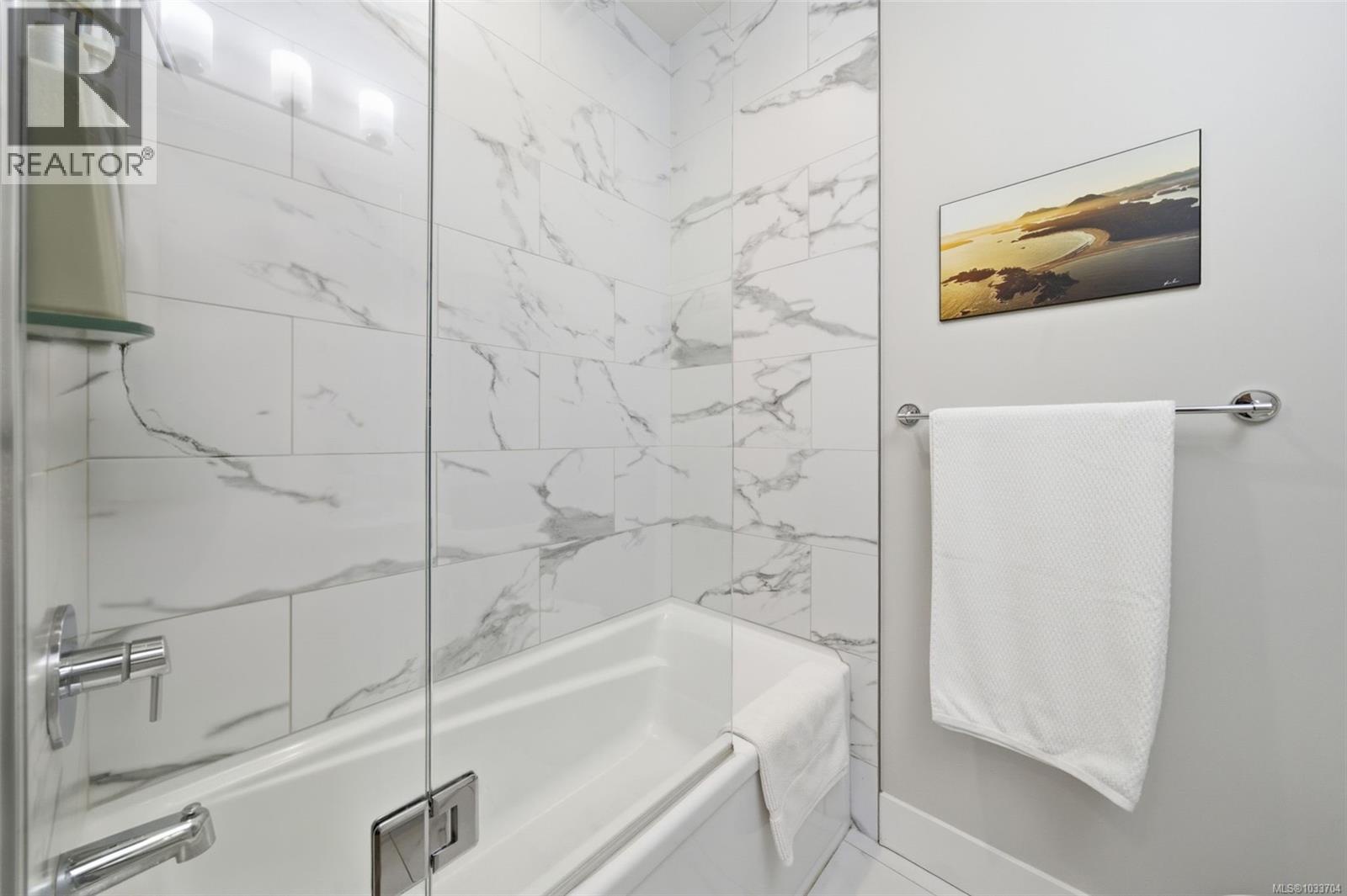 3 10490 Resthaven Dr, Sidney, British Columbia