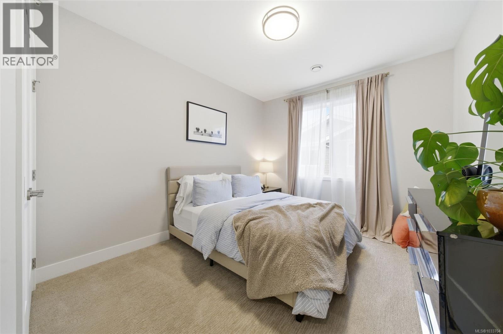 3 10490 Resthaven Dr, Sidney, British Columbia