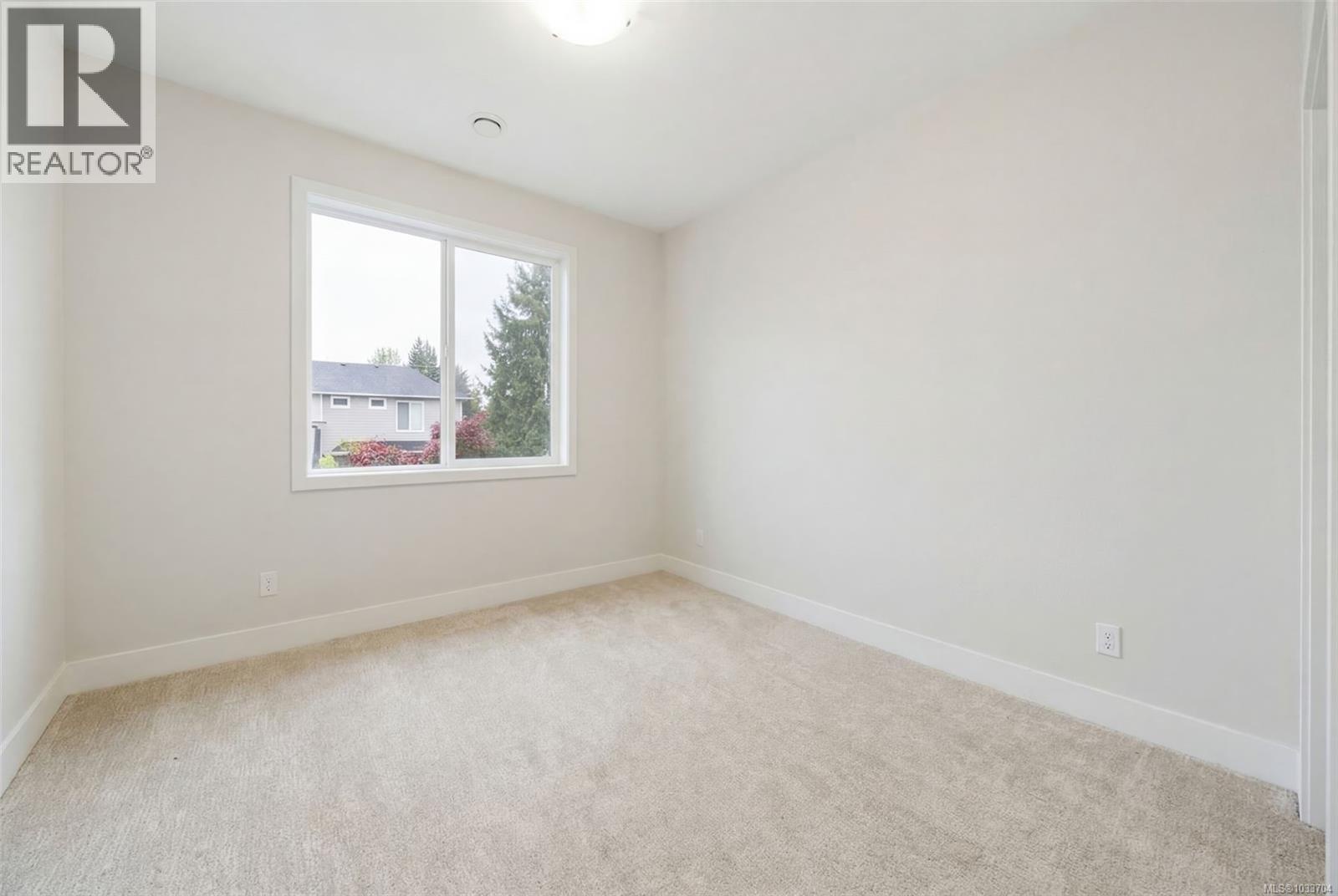 3 10490 Resthaven Dr, Sidney, British Columbia