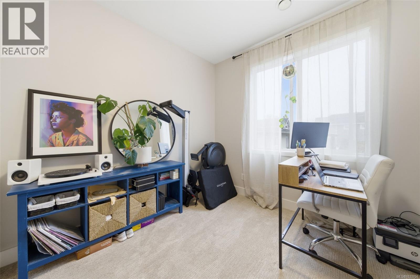 3 10490 Resthaven Dr, Sidney, British Columbia