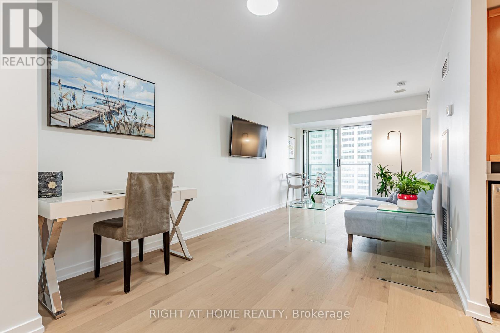 3116 - 8 Park Road, Toronto (annex), Ontario