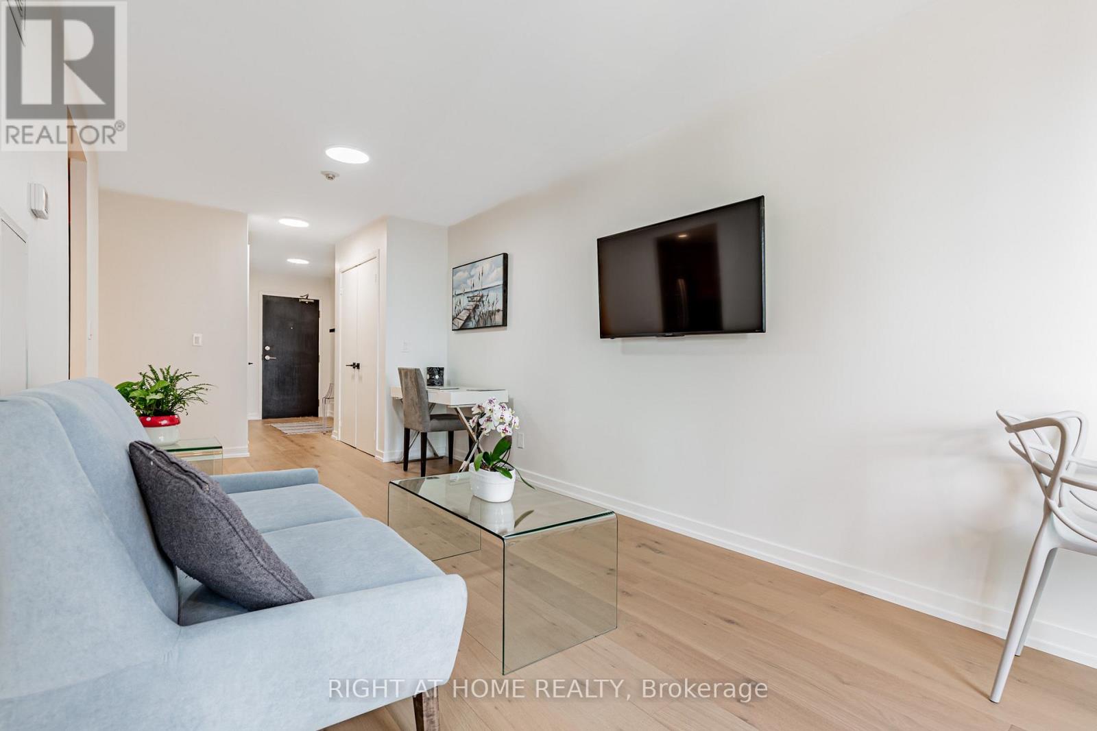 3116 - 8 Park Road, Toronto (annex), Ontario