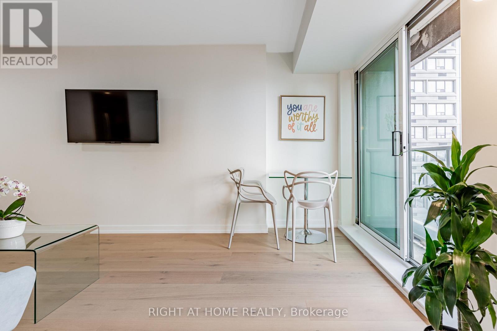 3116 - 8 Park Road, Toronto (annex), Ontario