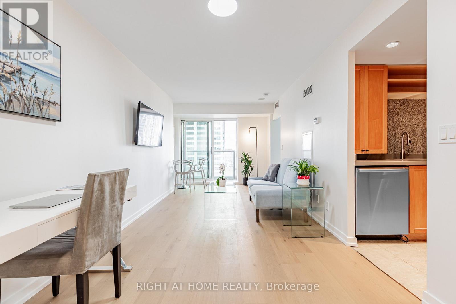 3116 - 8 Park Road, Toronto (annex), Ontario