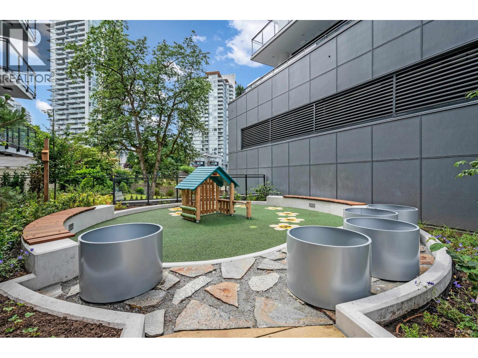 1608 626 Claremont Street, Coquitlam, British Columbia