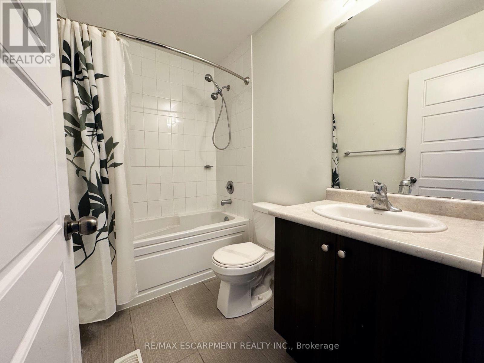 7774 Buckeye Crescent, Niagara Falls (brown), Ontario