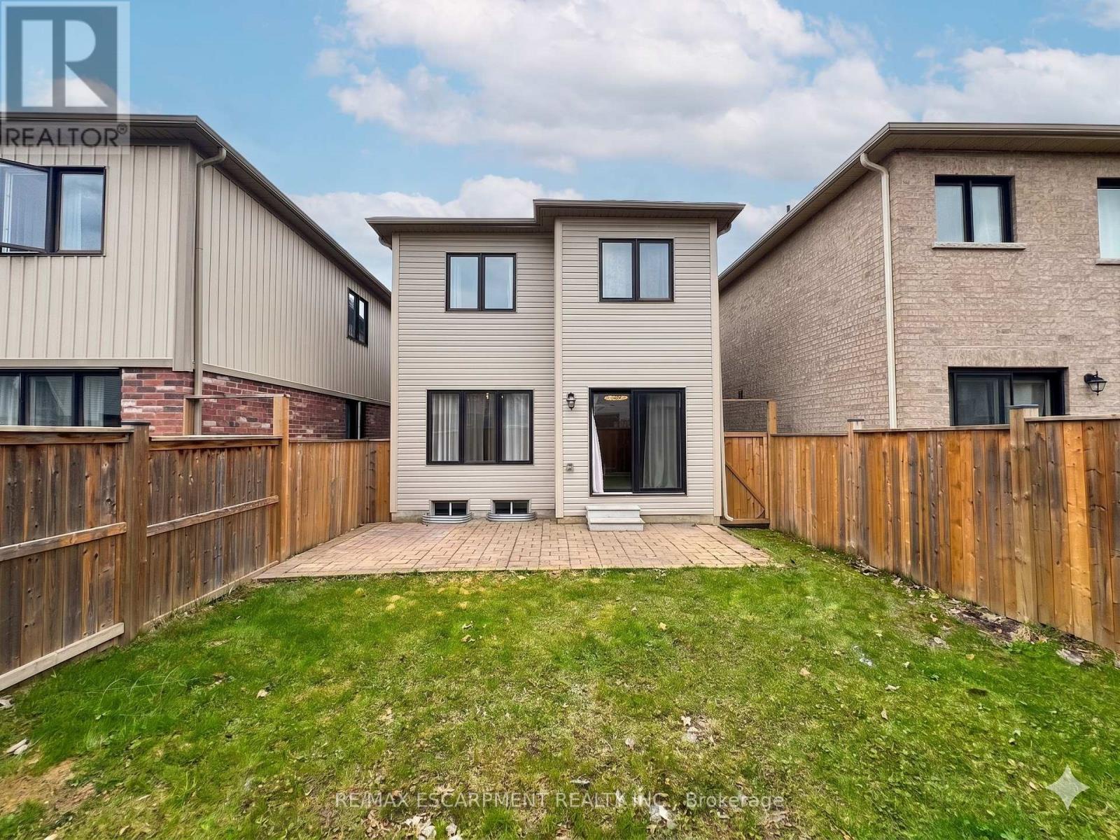 7774 Buckeye Crescent, Niagara Falls (brown), Ontario
