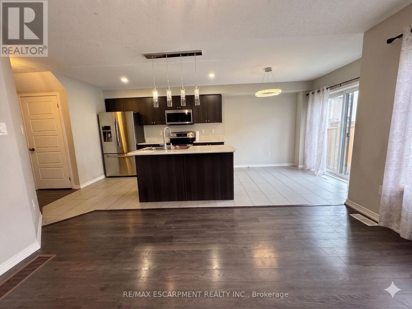 7774 Buckeye Crescent, Niagara Falls (brown), Ontario