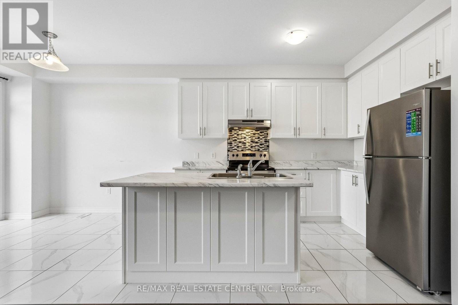 52 - 166 Deerpath Drive, Guelph (willow West/sugarbush/west Acres), Ontario