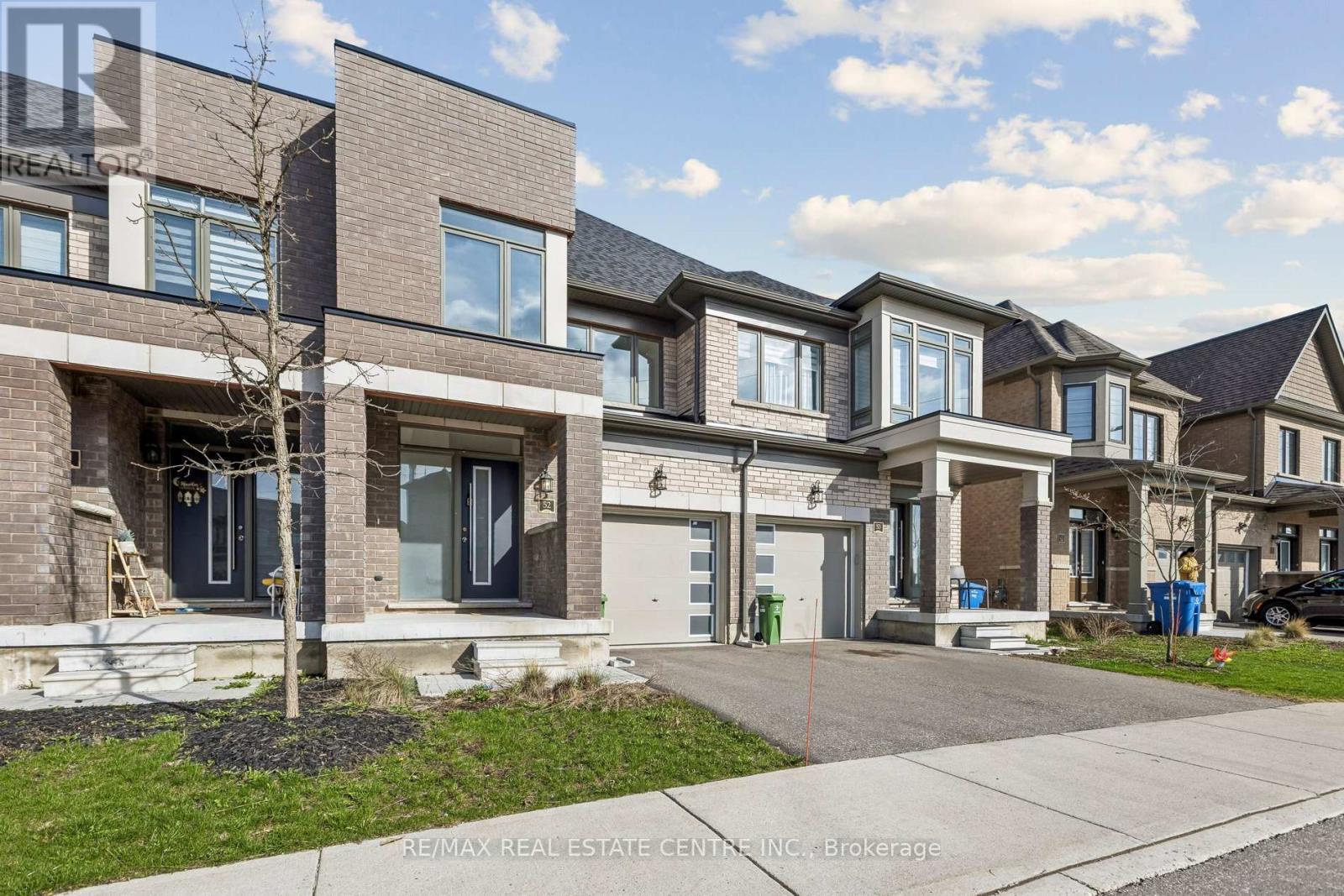 52 - 166 Deerpath Drive, Guelph (willow West/sugarbush/west Acres), Ontario