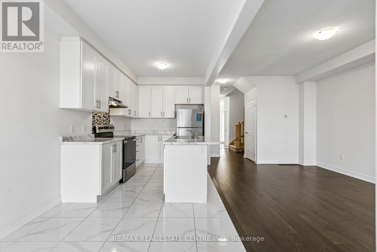 52 - 166 Deerpath Drive, Guelph (willow West/sugarbush/west Acres), Ontario