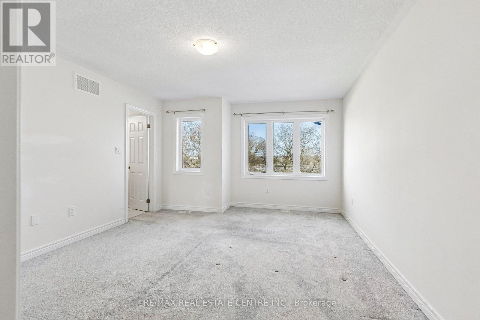 52 - 166 Deerpath Drive, Guelph (willow West/sugarbush/west Acres), Ontario