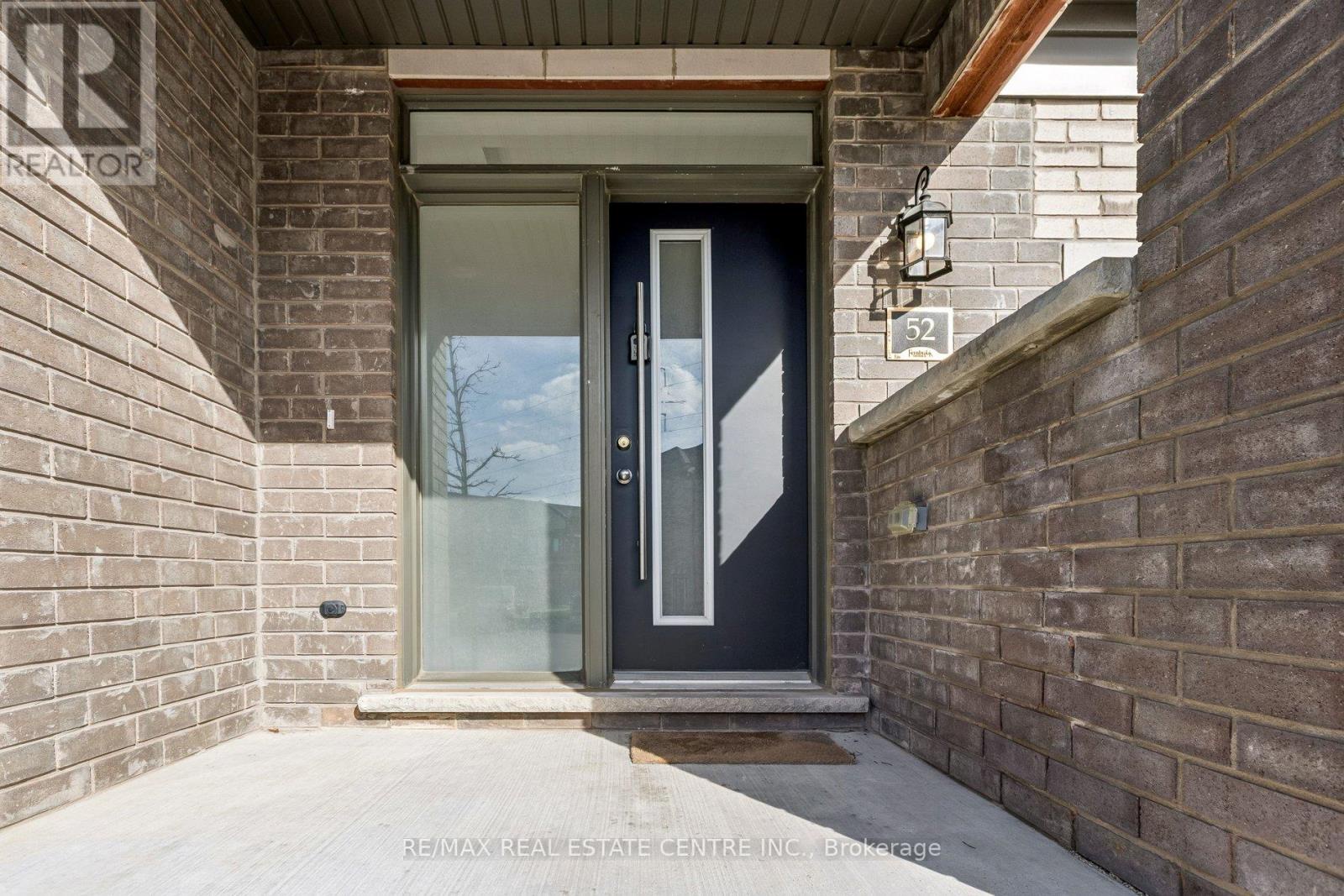 52 - 166 Deerpath Drive, Guelph (willow West/sugarbush/west Acres), Ontario