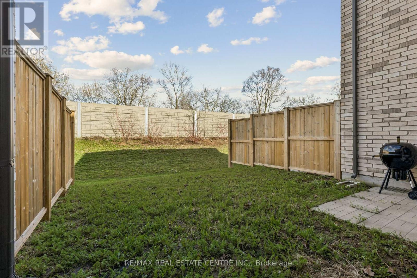 52 - 166 Deerpath Drive, Guelph (willow West/sugarbush/west Acres), Ontario