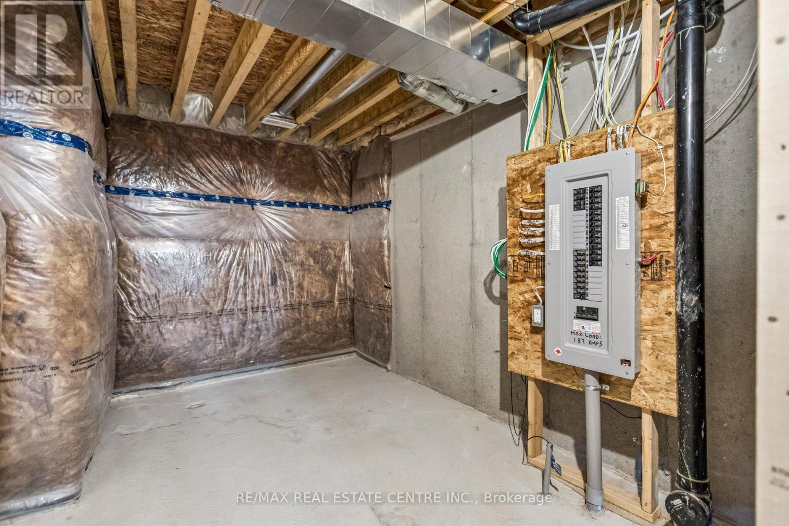 52 - 166 Deerpath Drive, Guelph (willow West/sugarbush/west Acres), Ontario