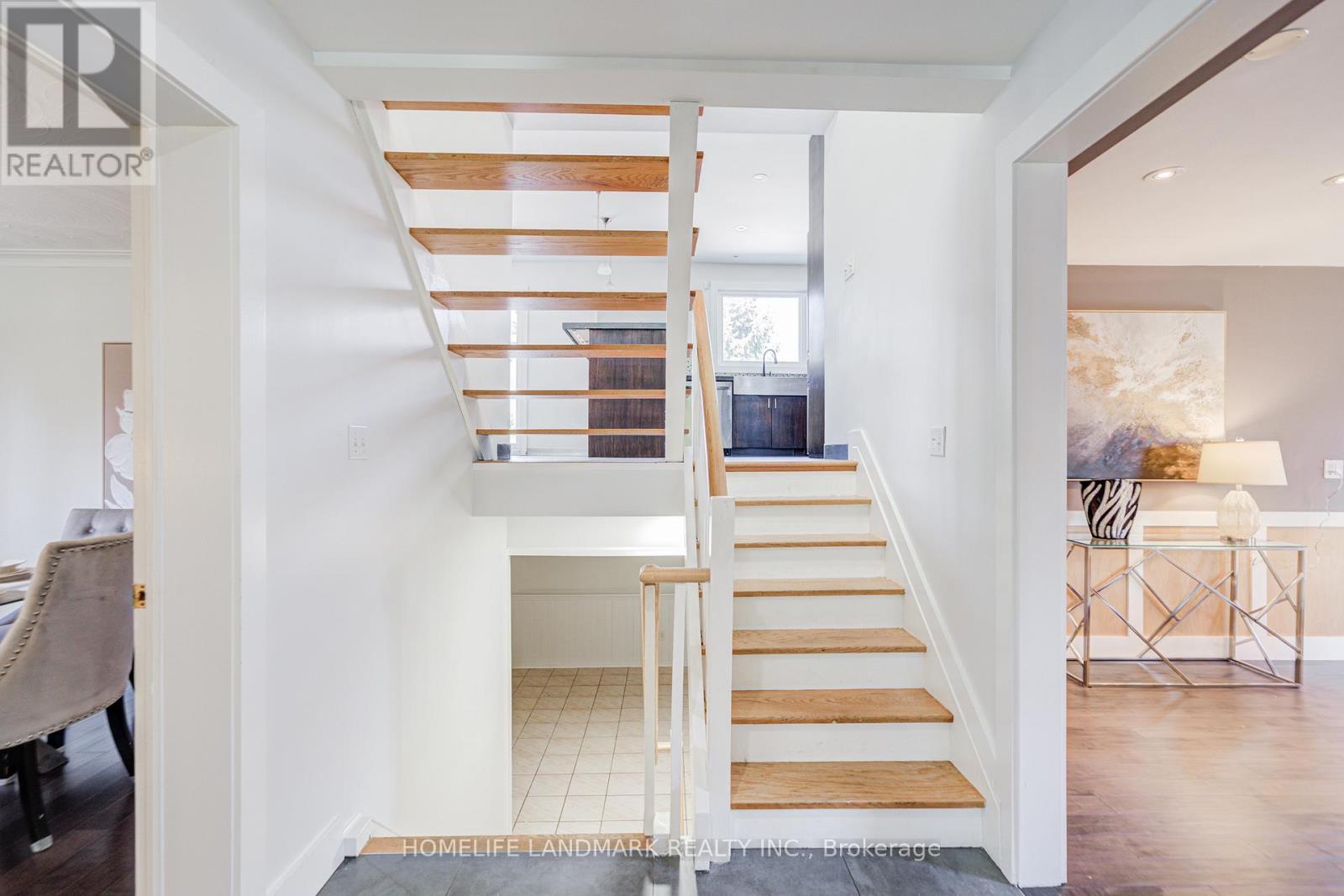 1608 Sherwood Forrest Circle, Mississauga (sheridan), Ontario