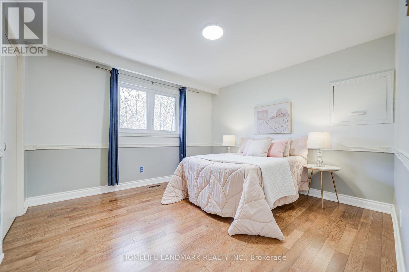 1608 Sherwood Forrest Circle, Mississauga (sheridan), Ontario