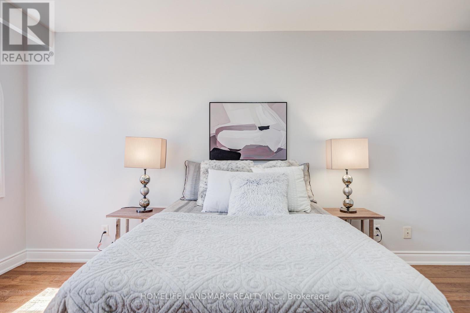 1608 Sherwood Forrest Circle, Mississauga (sheridan), Ontario