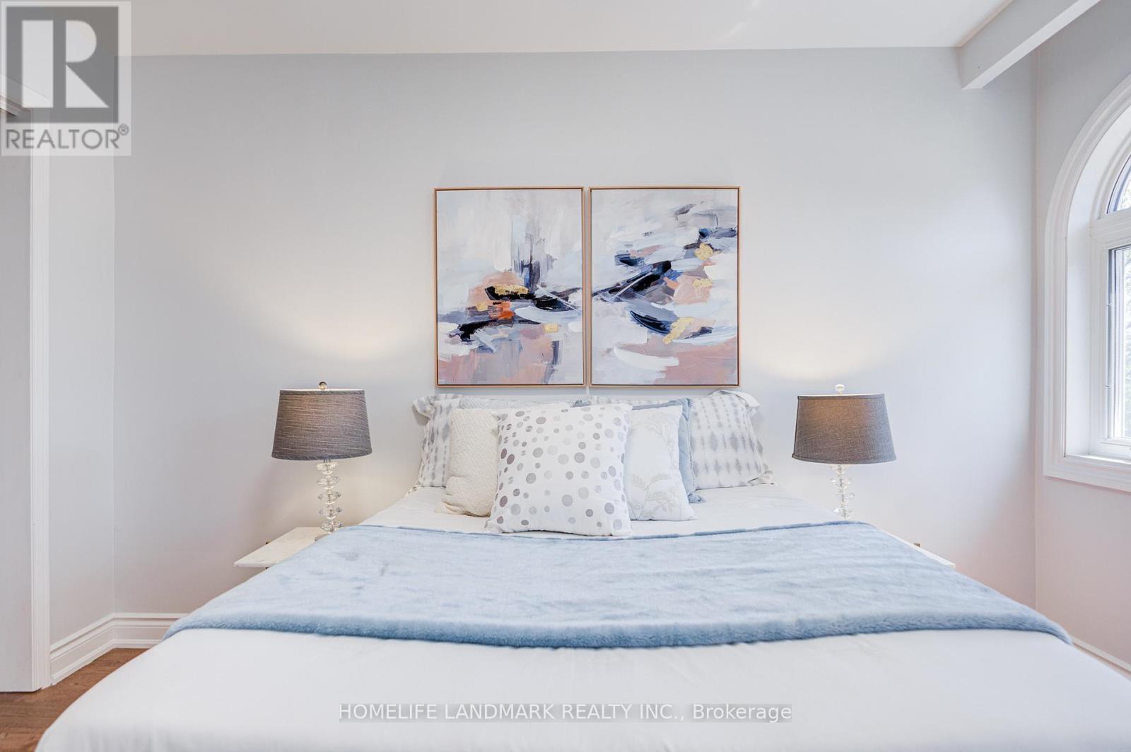 1608 Sherwood Forrest Circle, Mississauga (sheridan), Ontario