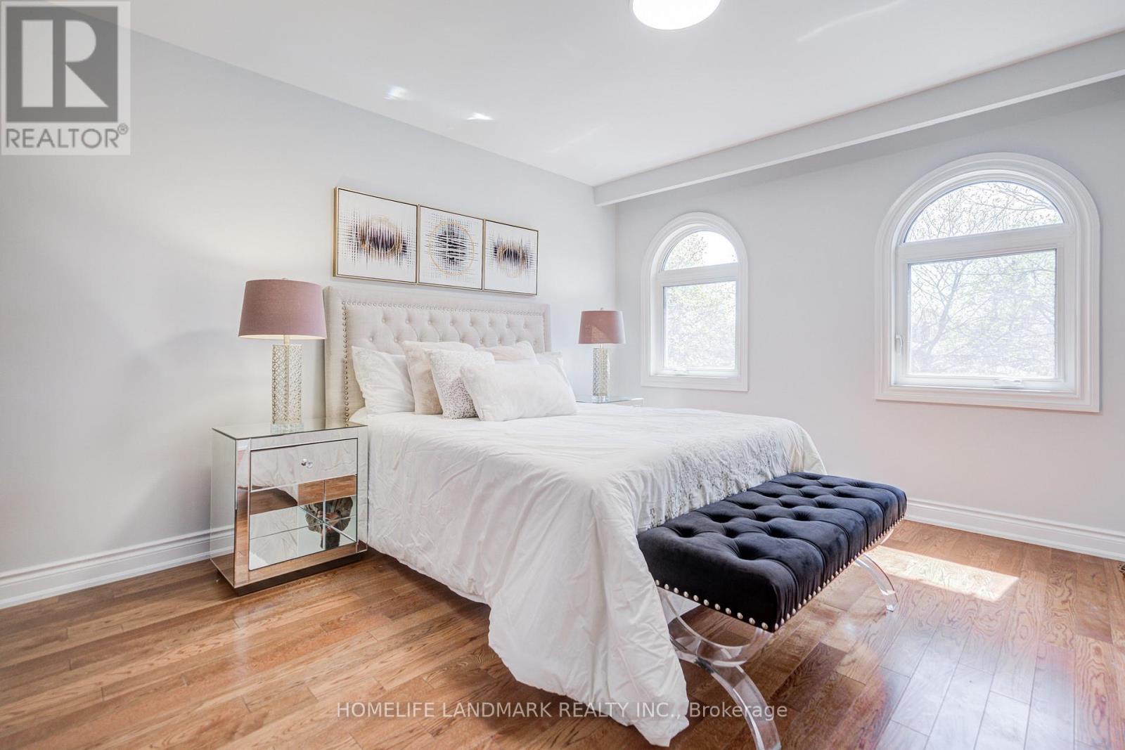 1608 Sherwood Forrest Circle, Mississauga (sheridan), Ontario