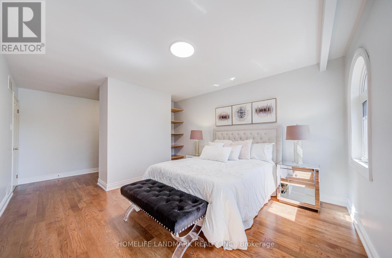 1608 Sherwood Forrest Circle, Mississauga (sheridan), Ontario