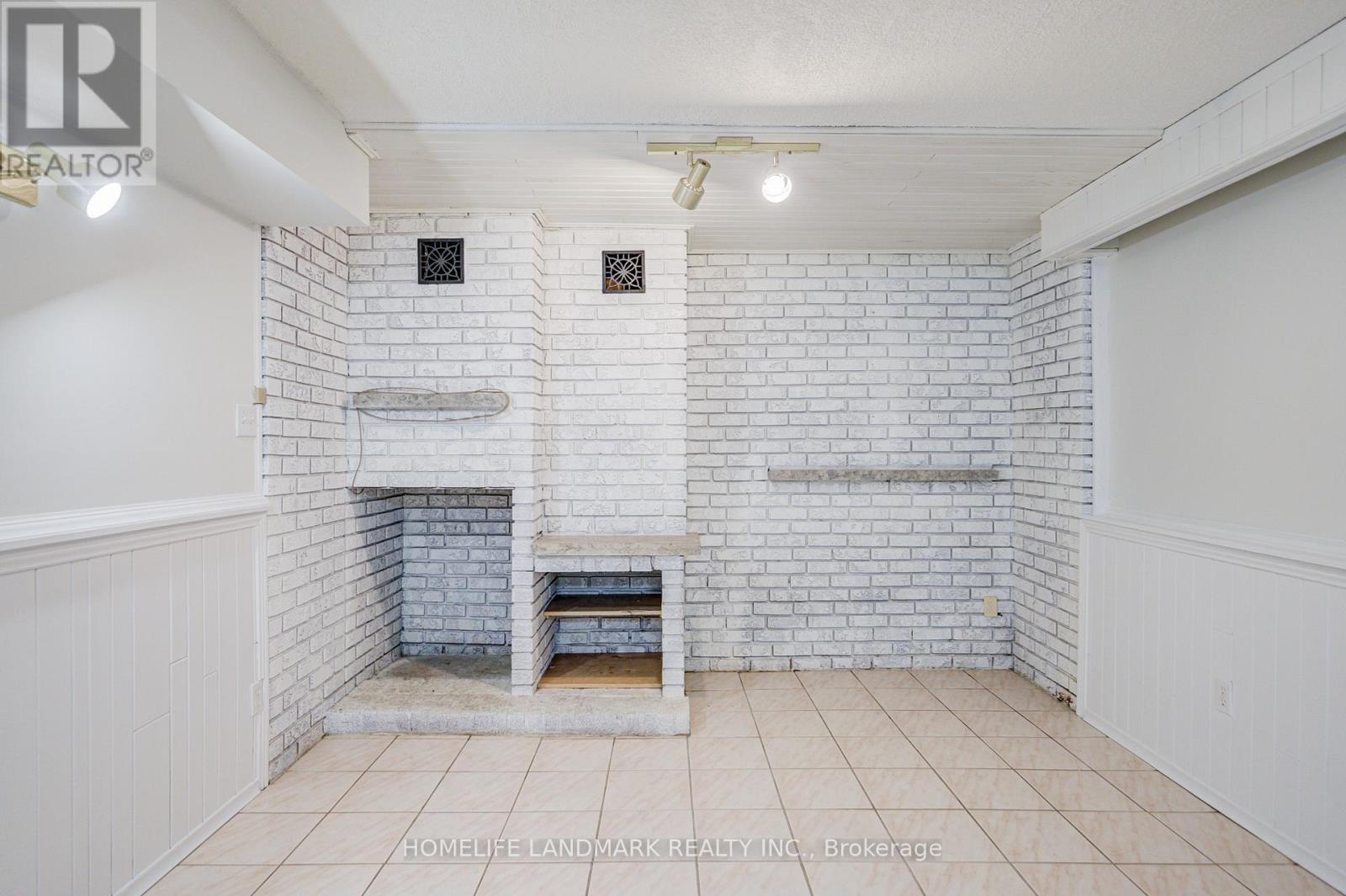 1608 Sherwood Forrest Circle, Mississauga (sheridan), Ontario