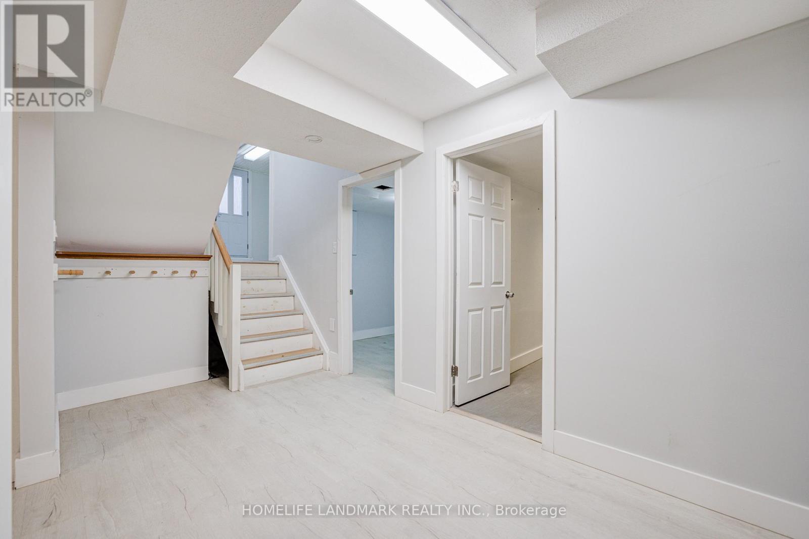 1608 Sherwood Forrest Circle, Mississauga (sheridan), Ontario