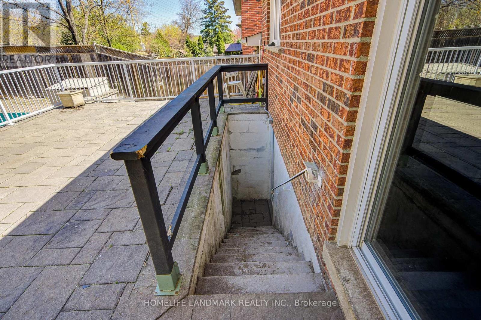 1608 Sherwood Forrest Circle, Mississauga (sheridan), Ontario