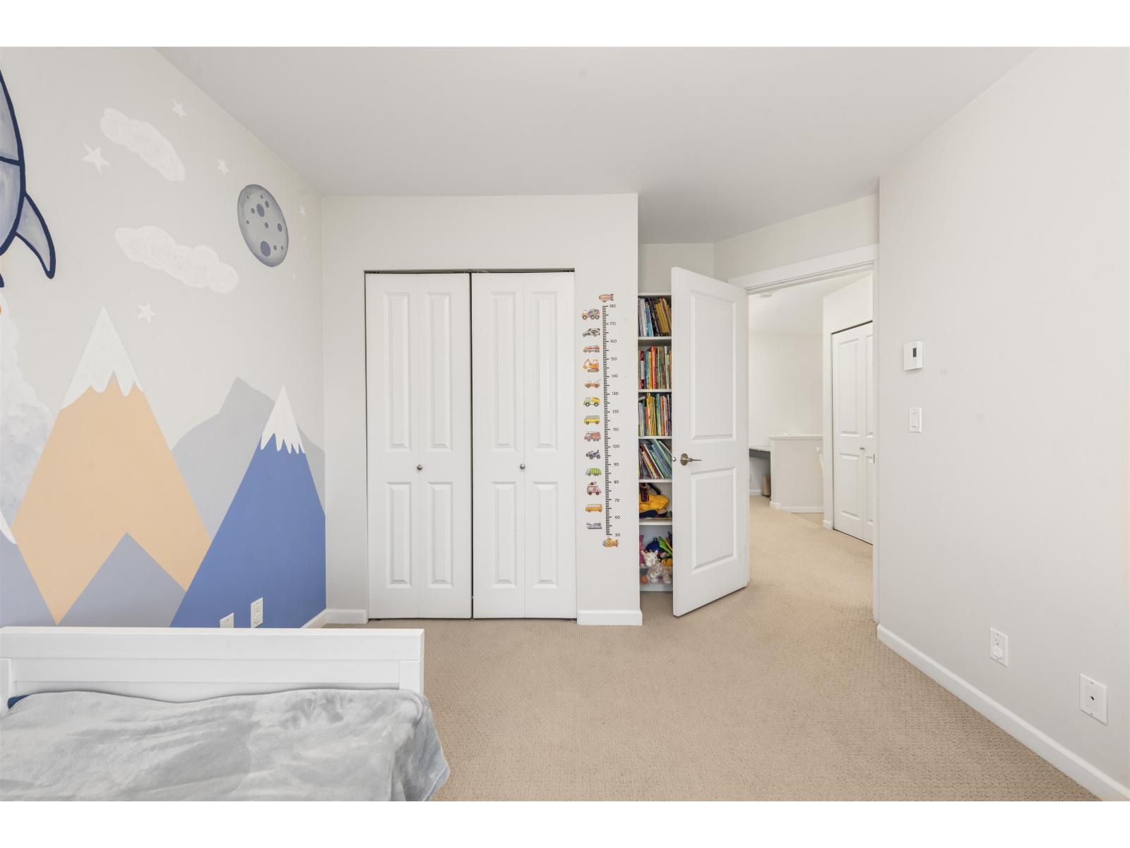 1 19505 68a Avenue, Surrey, British Columbia