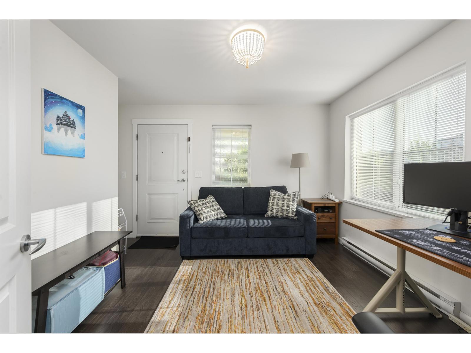 1 19505 68a Avenue, Surrey, British Columbia