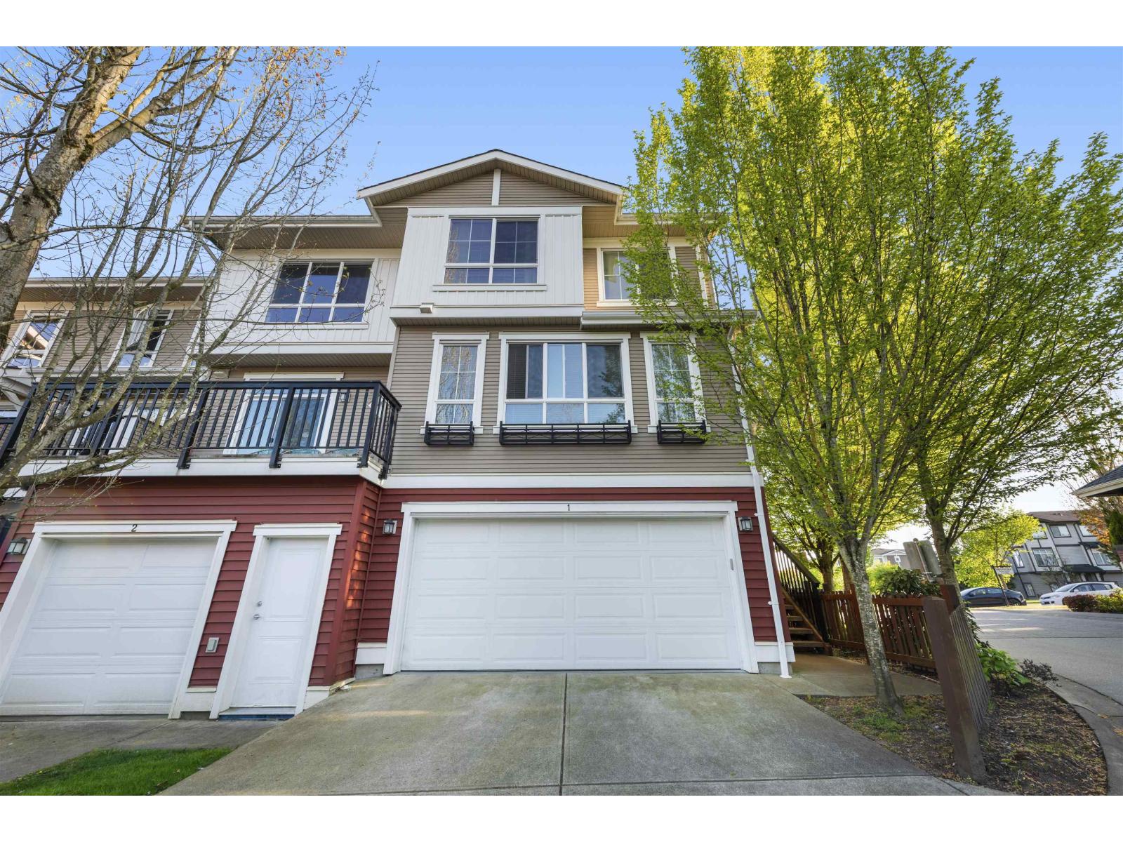 1 19505 68a Avenue, Surrey, British Columbia