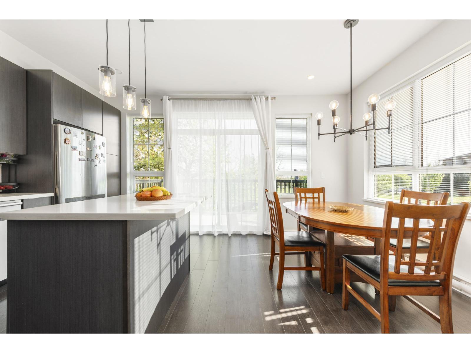 1 19505 68a Avenue, Surrey, British Columbia