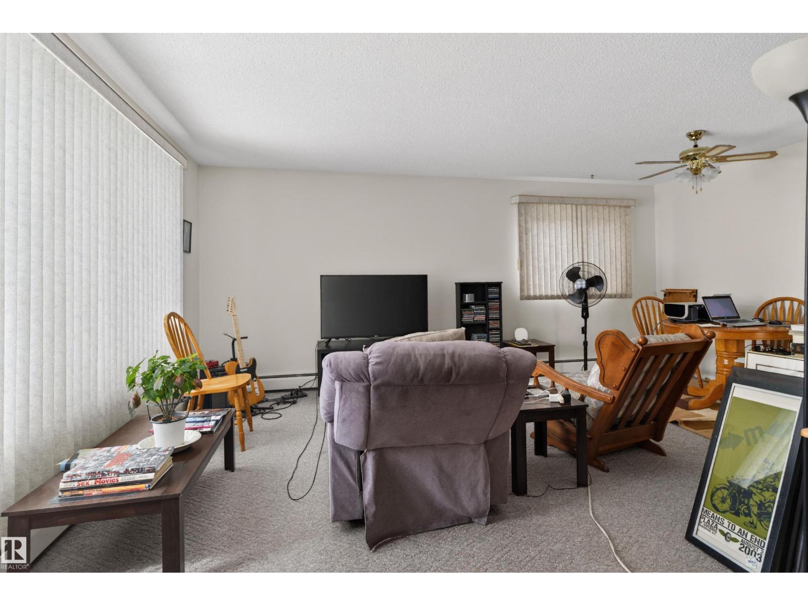 9732 75 Av Nw, Edmonton, Alberta