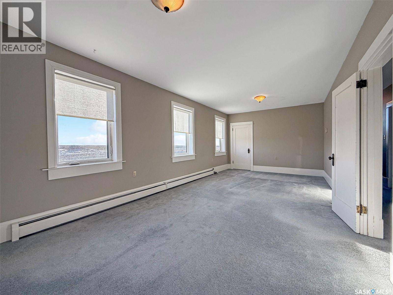 316 Railway Avenue, Webb, Saskatchewan