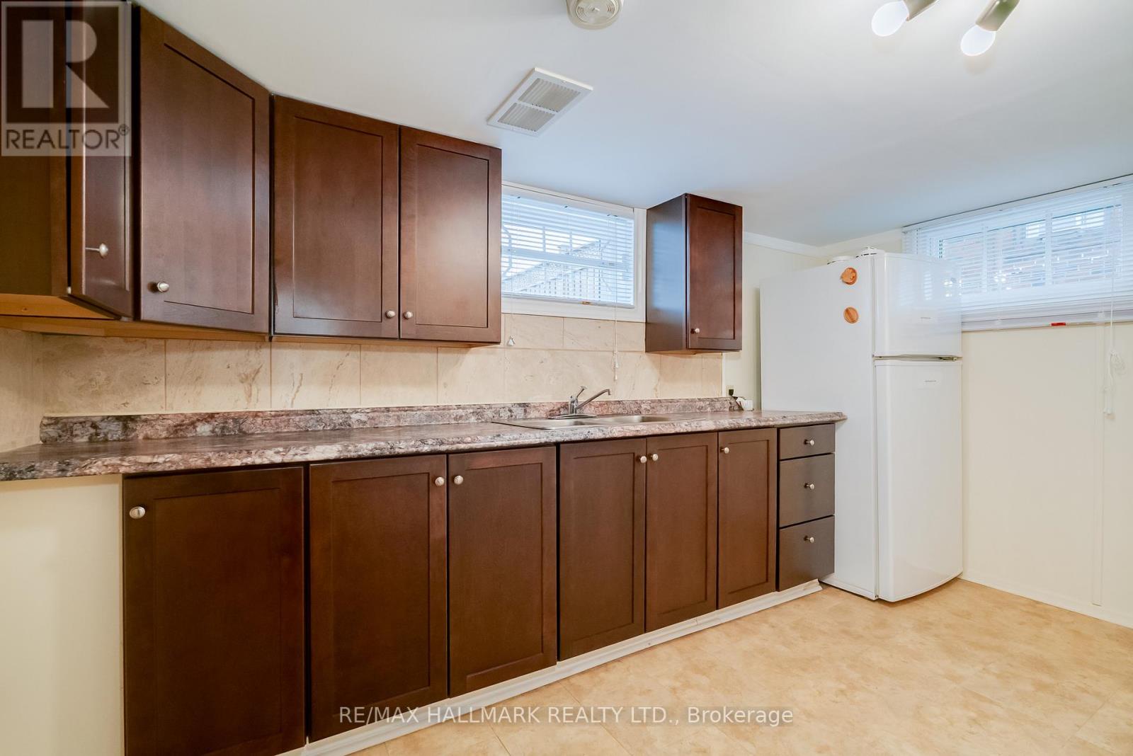945 Glencairn Avenue, Toronto (yorkdale-glen Park), Ontario
