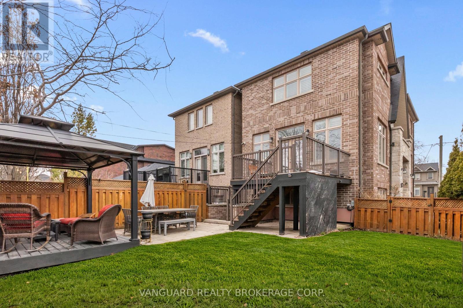 106 St. George Street, Toronto (mimico), Ontario