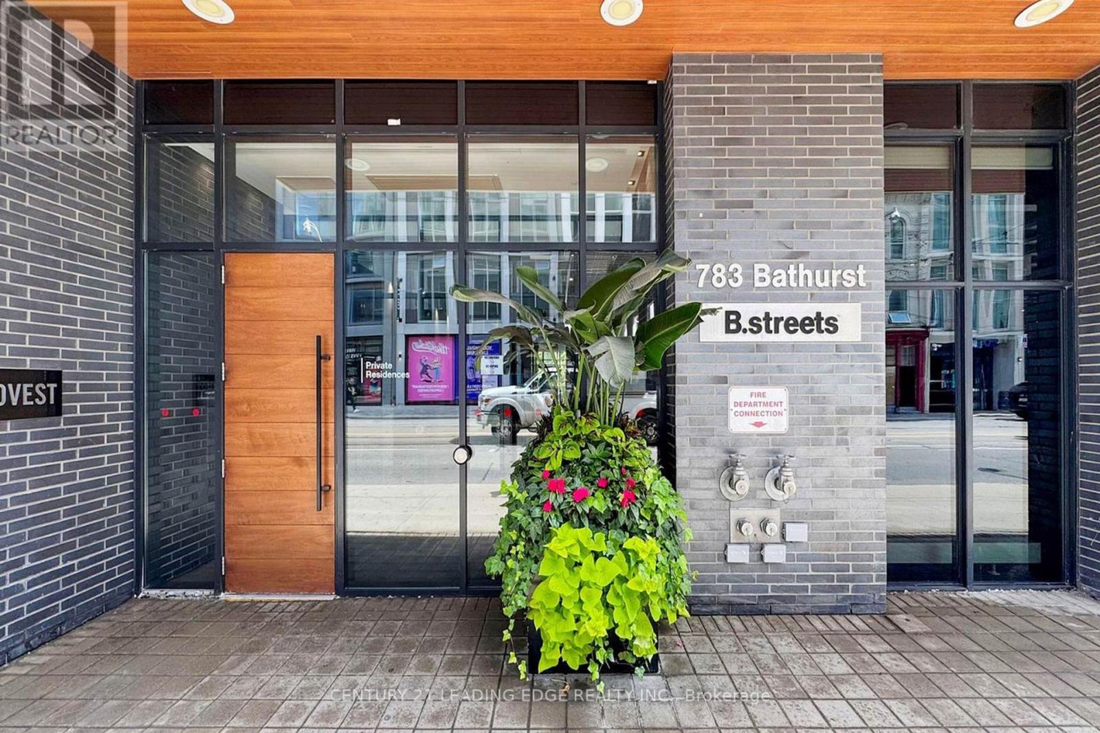 215 - 783 Bathurst Street, Toronto (university), Ontario
