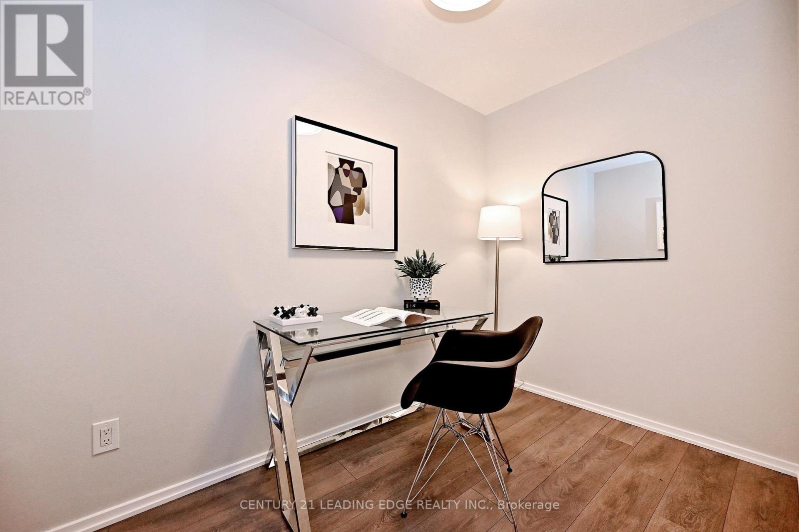 215 - 783 Bathurst Street, Toronto (university), Ontario