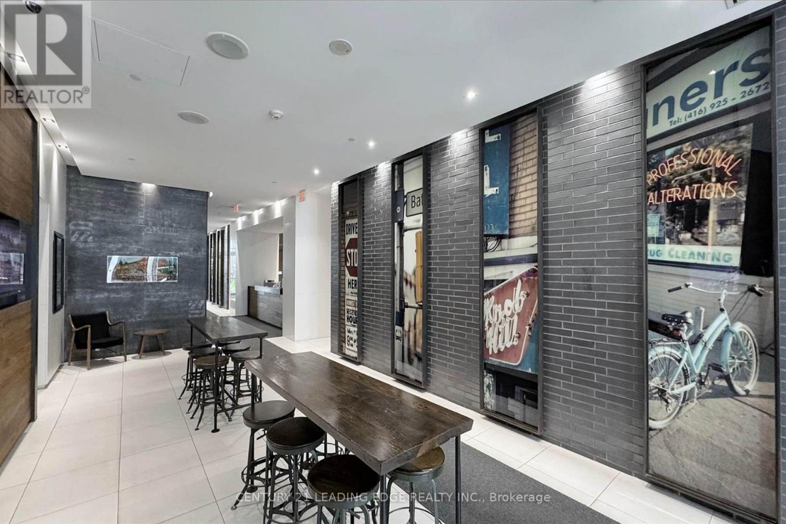 215 - 783 Bathurst Street, Toronto (university), Ontario