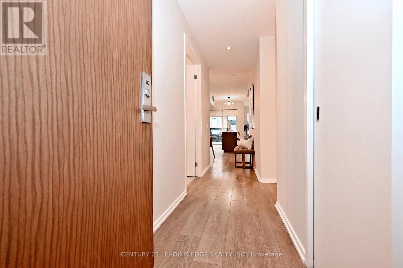 215 - 783 Bathurst Street, Toronto (university), Ontario