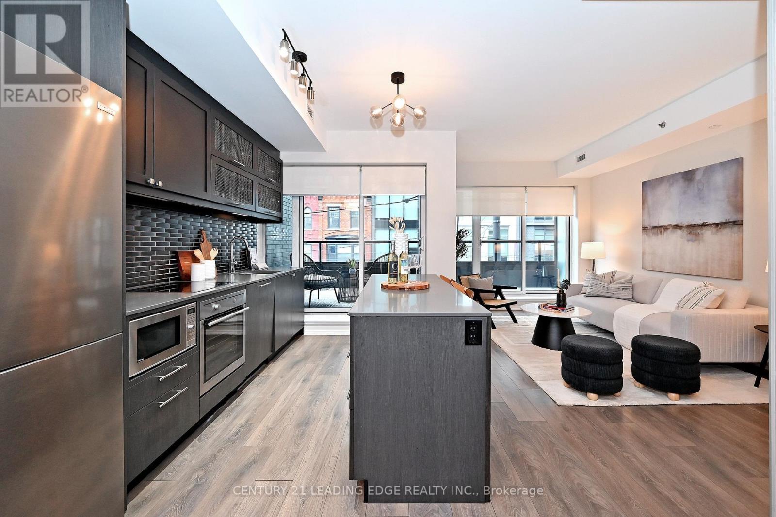 215 - 783 Bathurst Street, Toronto (university), Ontario