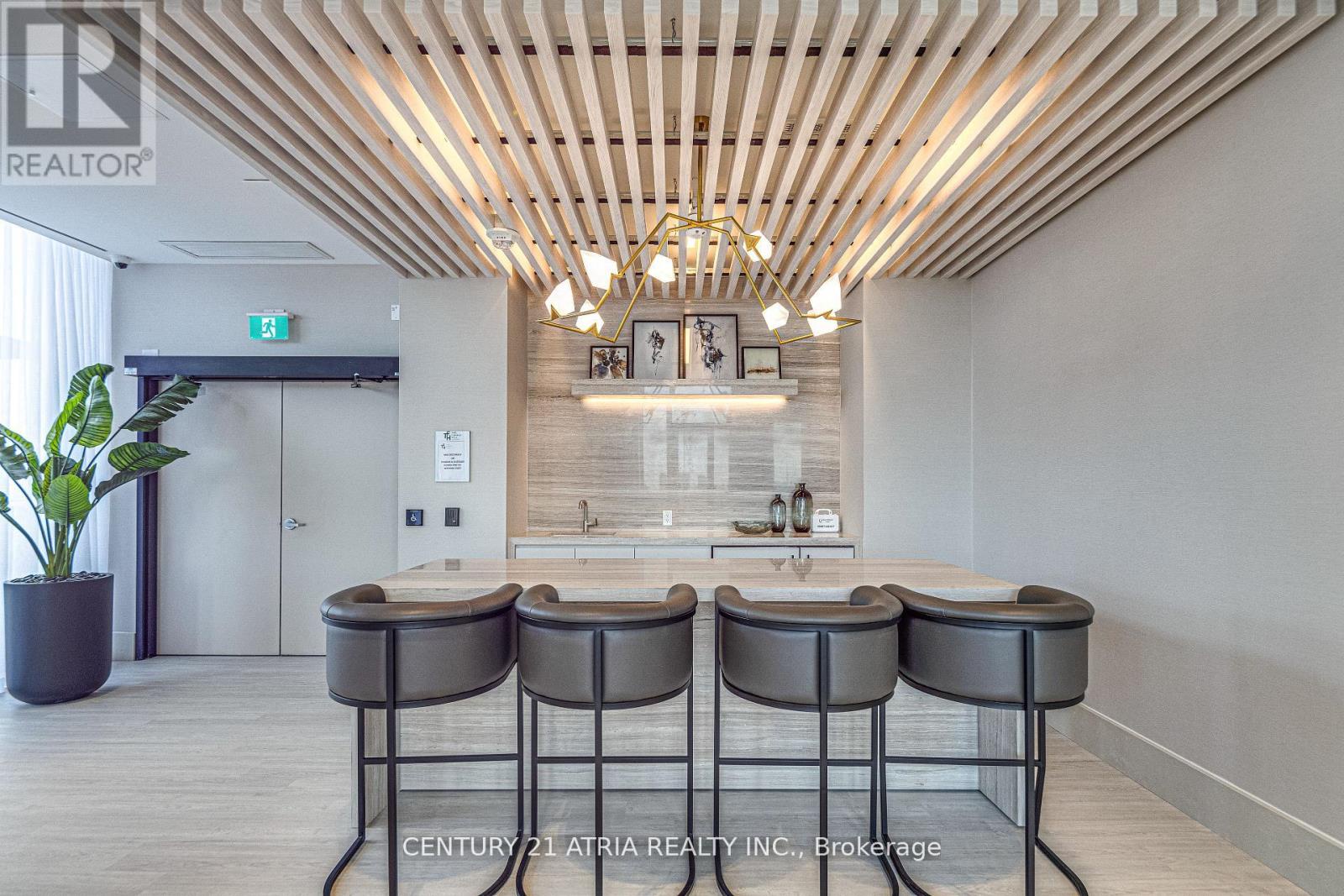 1810 - 2020 Bathurst Street, Toronto (humewood-cedarvale), Ontario