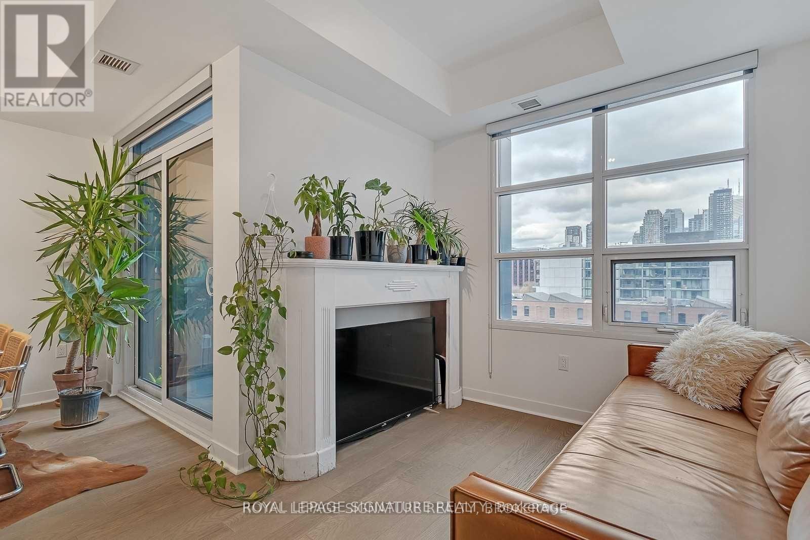 804 - 501 Adelaide Street W, Toronto (waterfront Communities), Ontario