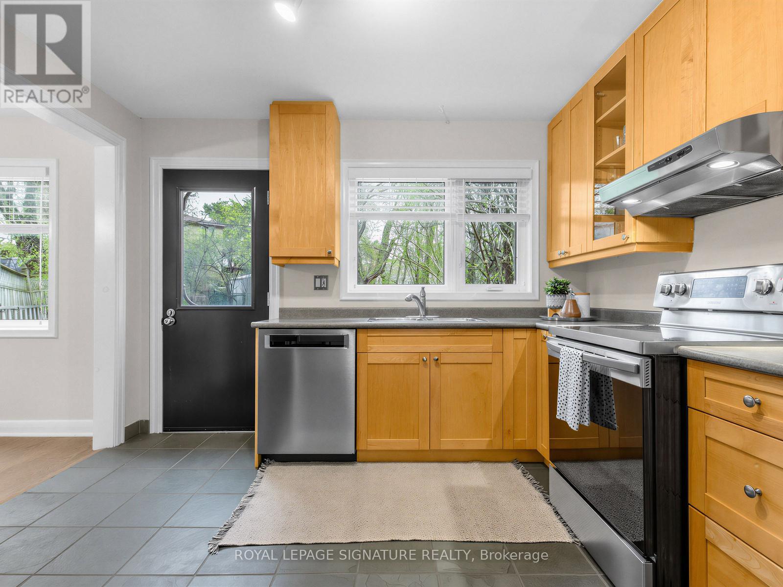 23 Ballymena Court, Toronto (banbury-don Mills), Ontario