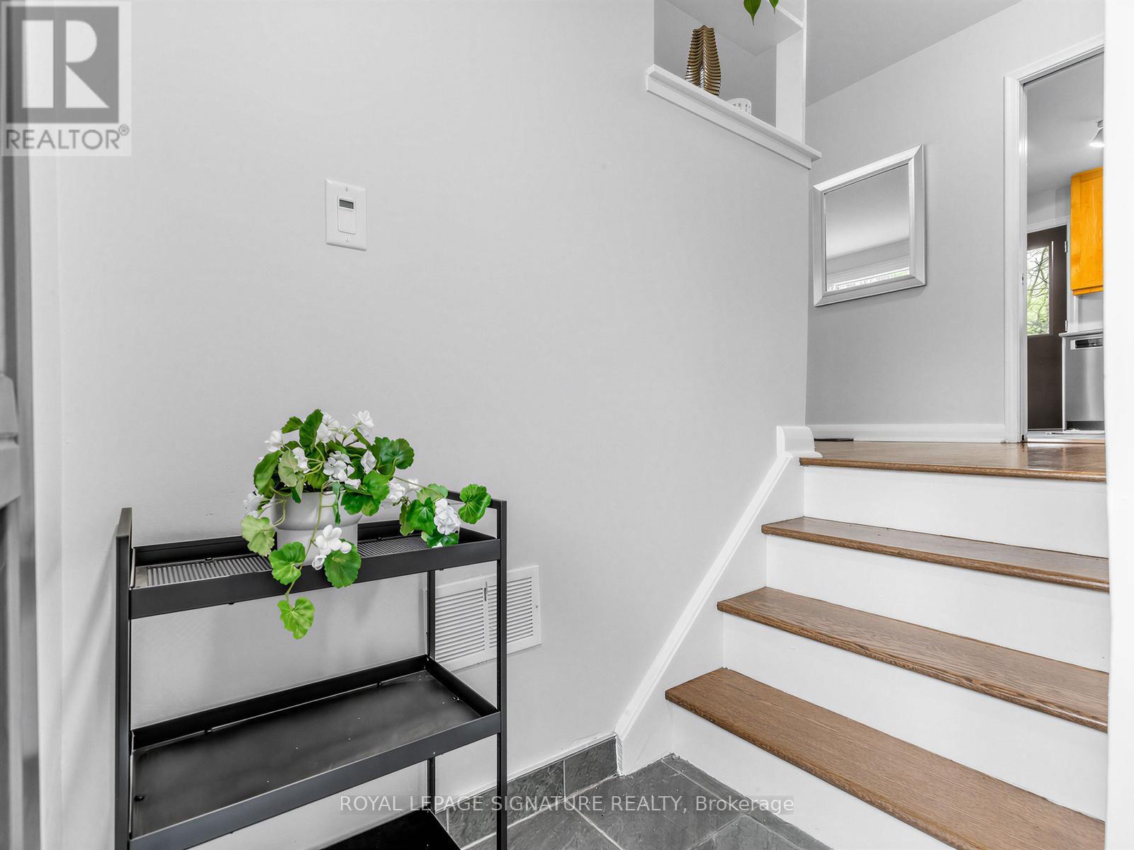 23 Ballymena Court, Toronto (banbury-don Mills), Ontario